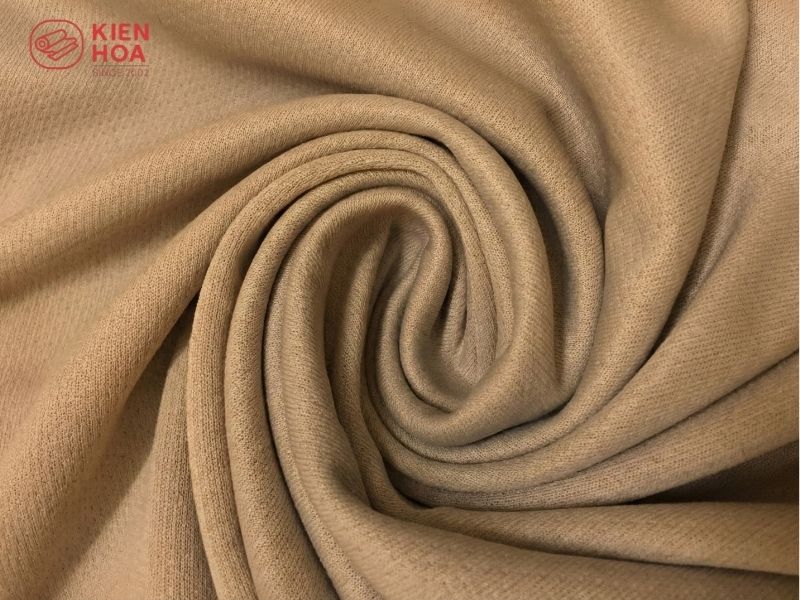 Cận cảnh mặt vải mè kim với các lỗ thoát khí siêu nhỏ