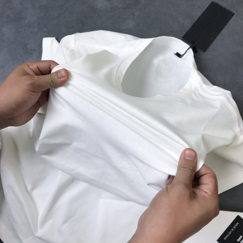 Áo từ vải thun poly 4 chiều co giãn tốt
