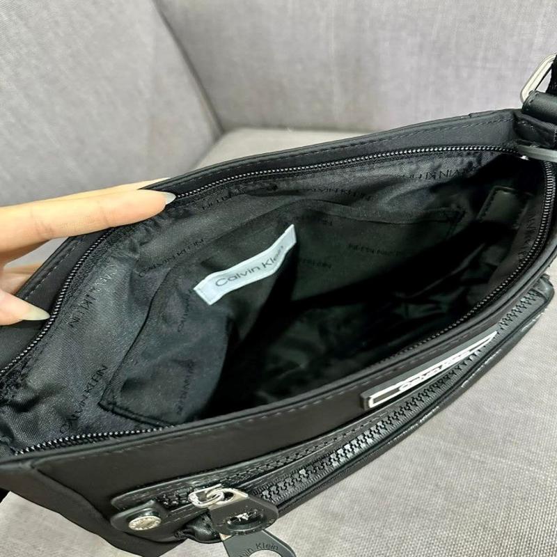 Vải lót T190 ứng dụng làm lớp lót túi xách