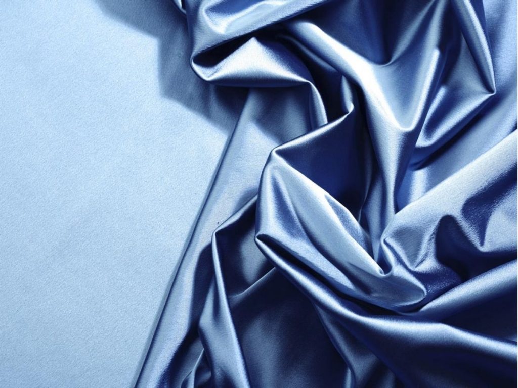 Cotton satin hay còn gọi là cotton sateen thành phần chính là cotton